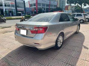 Xe Toyota Camry 2.0E 2014