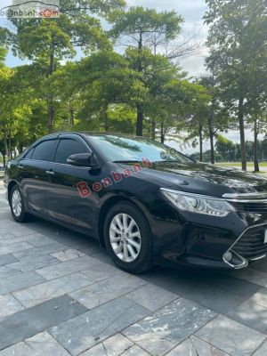 Xe Toyota Camry 2.0E 2016