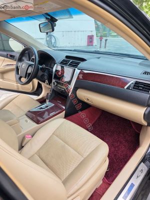Xe Toyota Camry 2.0E 2014