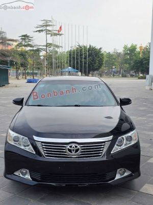 Xe Toyota Camry 2.0E 2014