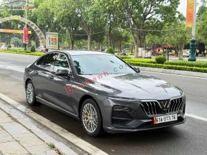 Xe VinFast Lux A 2.0 Plus 2.0 AT 2021