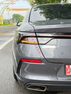 Xe VinFast Lux A 2.0 Plus 2.0 AT 2021