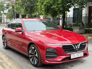 Xe VinFast Lux A 2.0 Premium 2.0 AT 2020