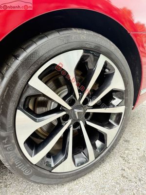 Xe VinFast Lux A 2.0 Premium 2.0 AT 2020