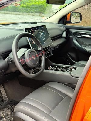 Xe VinFast VF8 Eco AWD 2023
