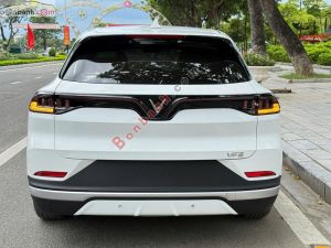 Xe VinFast VF8 Eco AWD 2023
