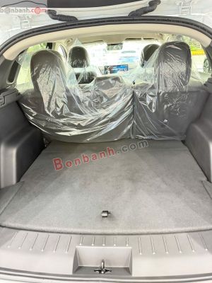 Xe VinFast VF8 S 2024