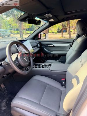 Xe VinFast VF8 Plus AWD 2024