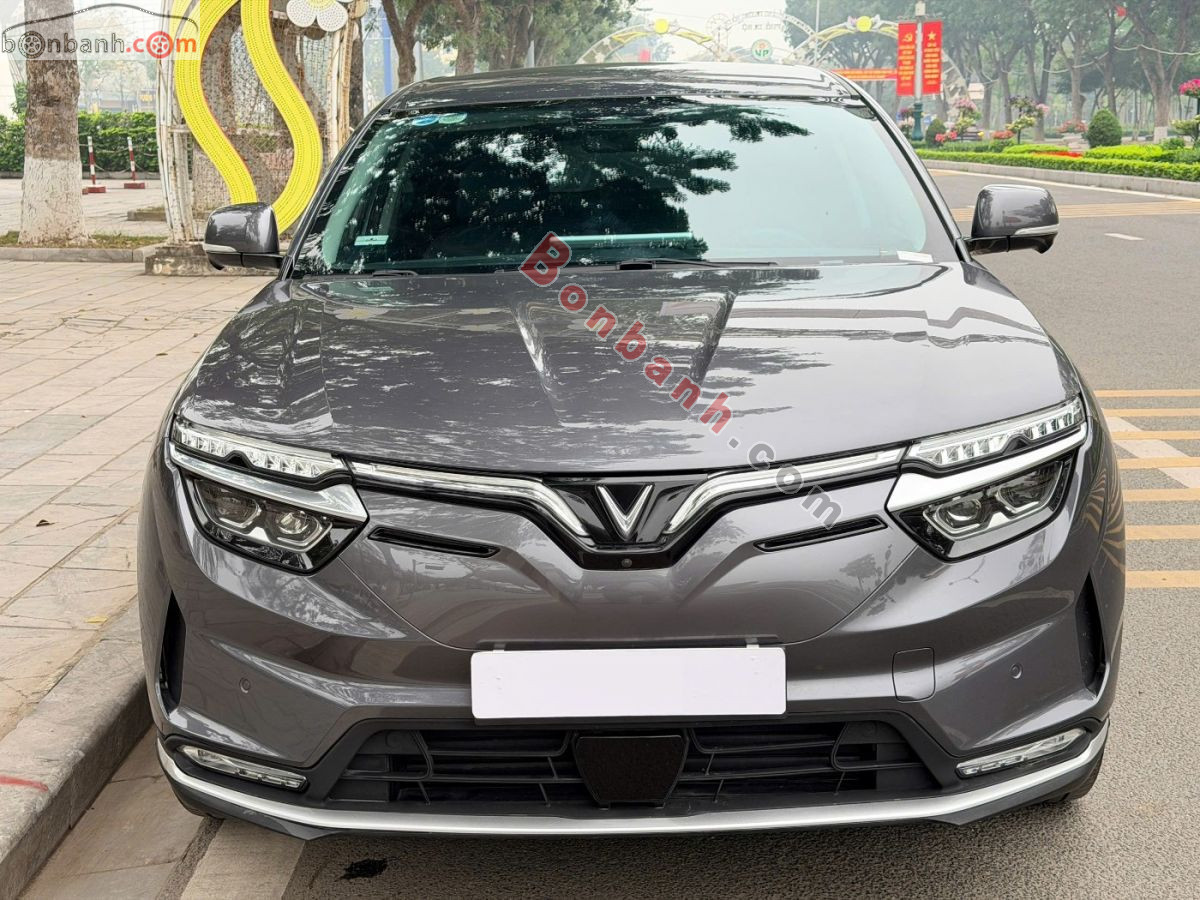 VinFast VF8 Eco AWD 2023