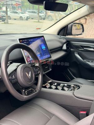 Xe VinFast VF8 Eco AWD 2023