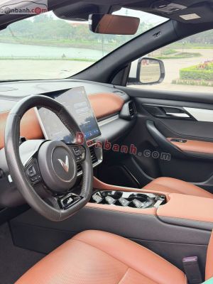 Xe VinFast VF8 Plus AWD 2023