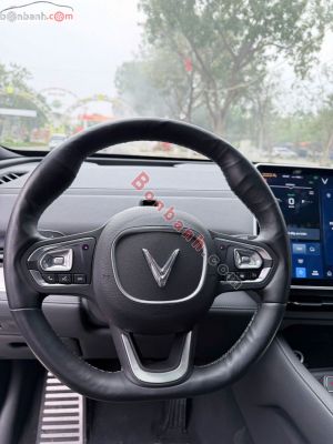 Xe VinFast VF9 Plus 6S 2023