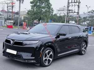 Xe VinFast VF9 Eco 2024