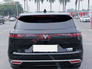 Xe VinFast VF9 Eco 2024
