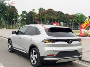 Xe VinFast VF8 Eco AWD 2023