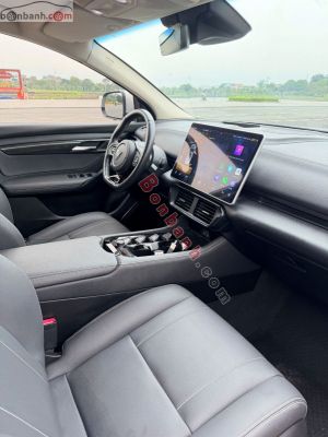 Xe VinFast VF8 Eco AWD 2023