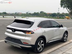 Xe VinFast VF8 Eco AWD 2023