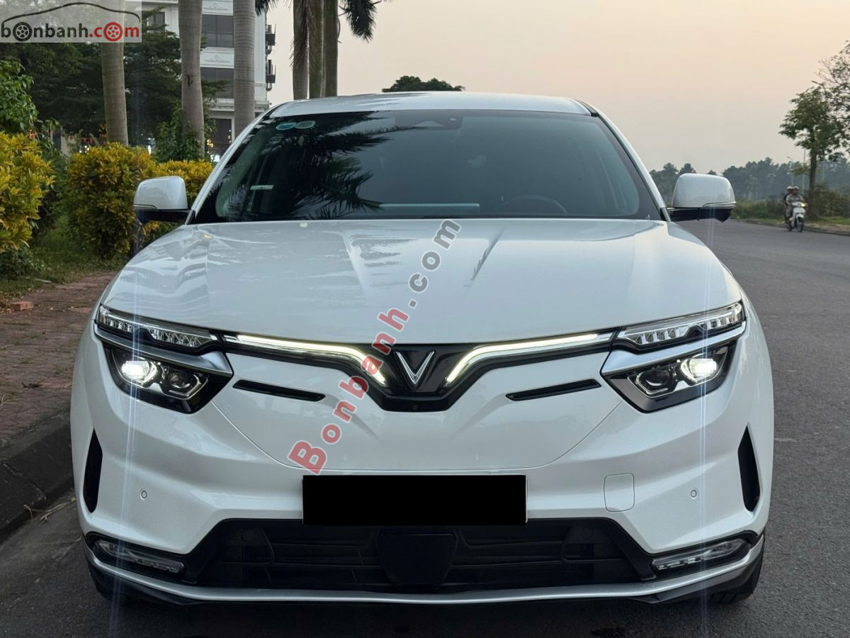 VinFast VF8 Eco AWD 2022
