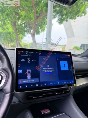 Xe VinFast VF9 Eco 6S SDI 2023