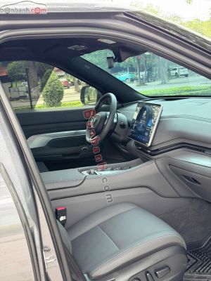 Xe VinFast VF9 Plus 6S 2024