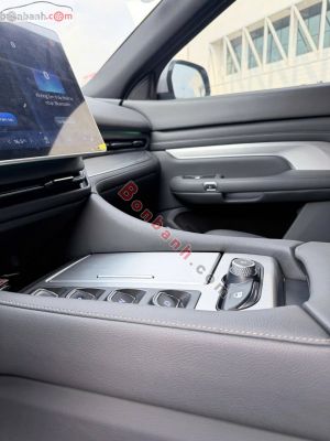 Xe VinFast VF9 Eco 2024