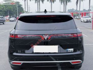 Xe VinFast VF9 Eco 2024