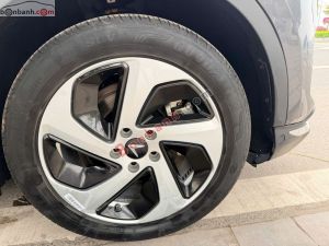 Xe VinFast VF8 Eco AWD 2024