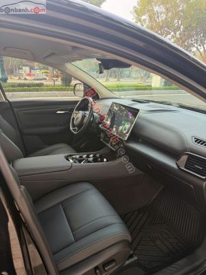 Xe VinFast VF8 Eco AWD 2023