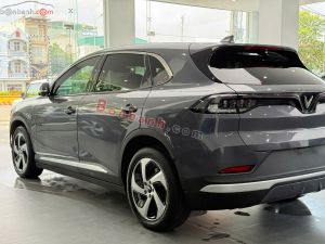 Xe VinFast VF8 Eco AWD 2024