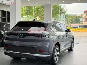 Xe VinFast VF8 Eco AWD 2024